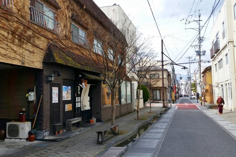 matsumoto street walking tour to Genchi Well. Backpacking japan travel blog