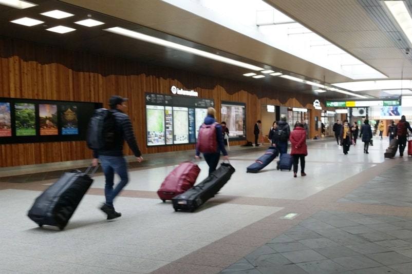 Nagano station coin lockers for luggage storage. cost and how to use. for ski gear, equipment. Backpacking Japan travel blog