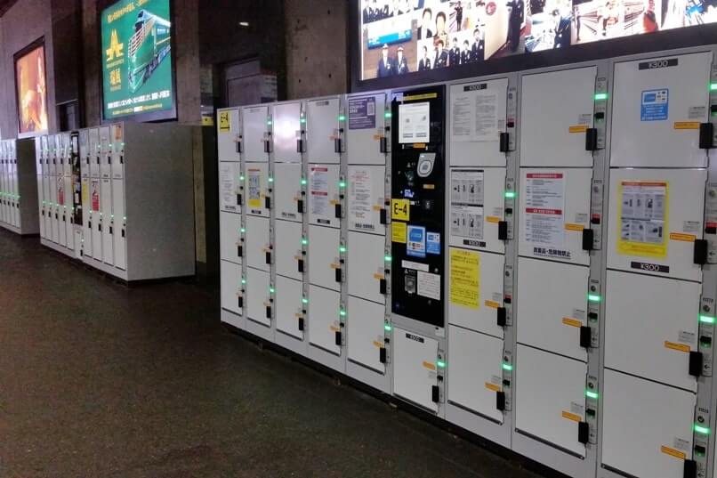 ic card in kyoto for coin lockers at train station, like kyoto station for luggage storage. japan travel blog